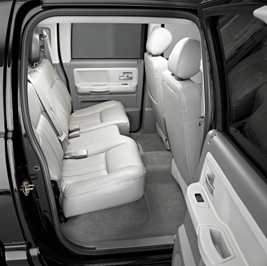  Dodge Dakota 2005 года  (фото 34 из 43)